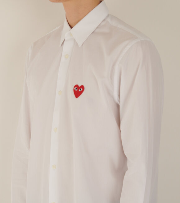 Comme des Garcons PLAY - M Red Heart Shirt White