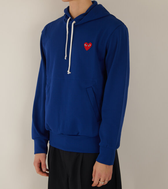 Comme des Garcons PLAY - M Red Heart Hoodie Blue