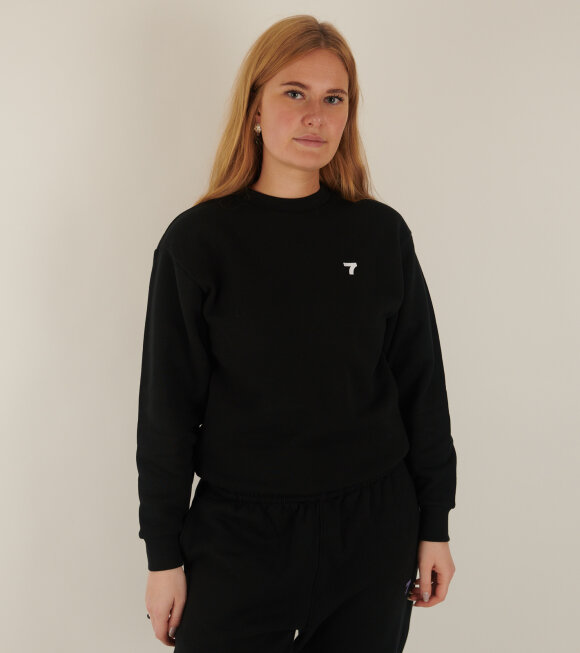 7 Days Active - Organic Fitted Crewneck Black