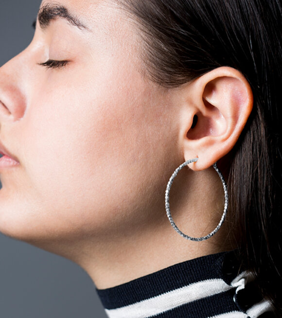 Jane Kønig - Bead Creole Earrings Silver