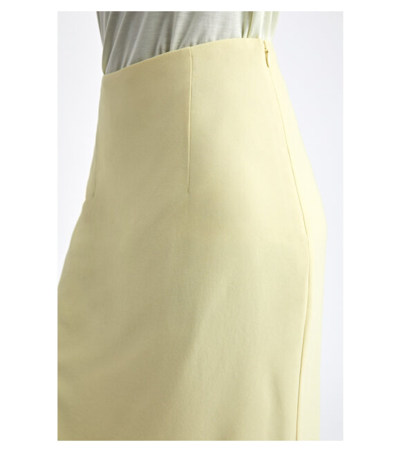 Filippa K - High Waist Crepe Skirt Yellow