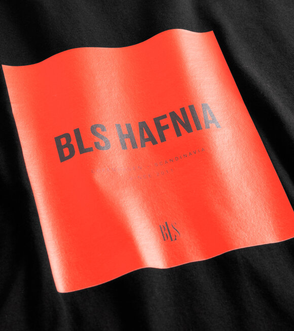 BLS - S/S Red Box Logo T-shirt Black