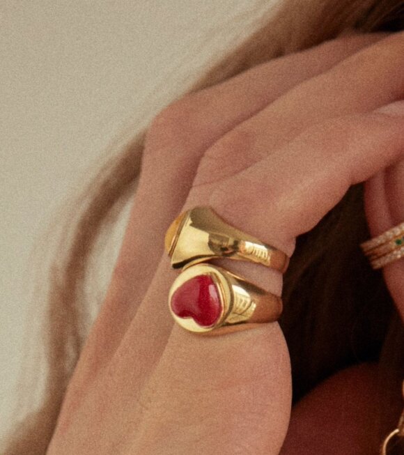 Wilhelmina Garcia - Gold Heart Ring Red