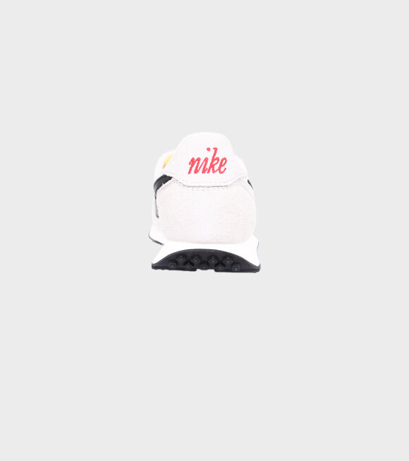 Nike - Nike Waffle Trainer 2 White