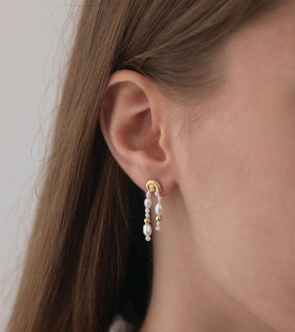 Anni Lu - Sprezzatura Earrings White