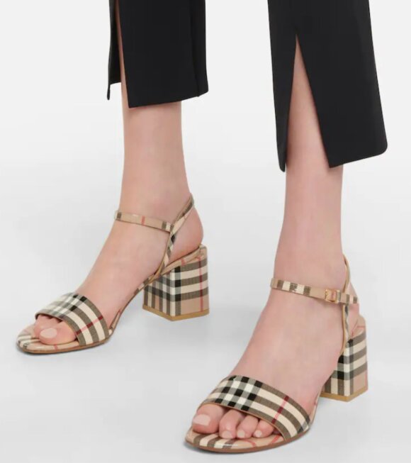 Burberry - Cornwall Leather Heels Sandal Archive Beige Check
