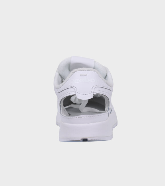 Maison Margiela - X Reebok Tabi Low-Top Sneakers White