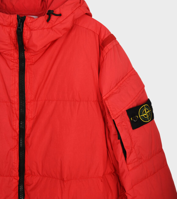 Stone Island - Garment Dyed Crinkle Reps R-NY Down Jacket Raspberry Red