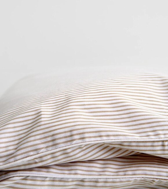 Skall Studio - Skall Bed Linen 140x200 Sand/Optic White Stripe