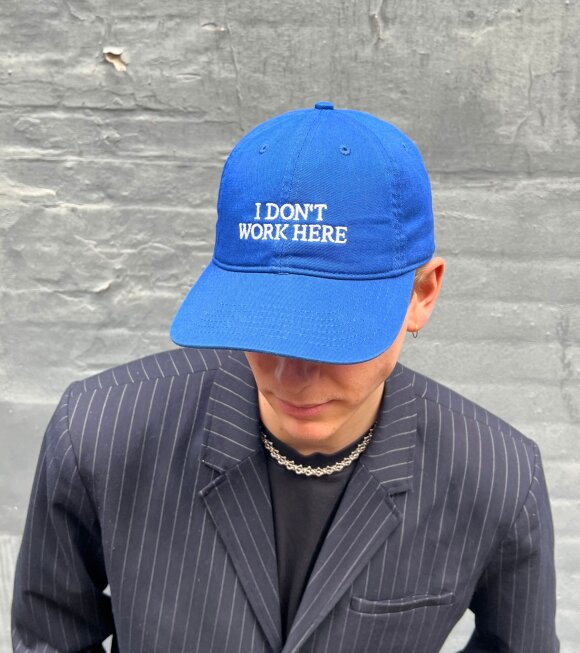 Idea - Sorry I Dont Work Here Cap Blue